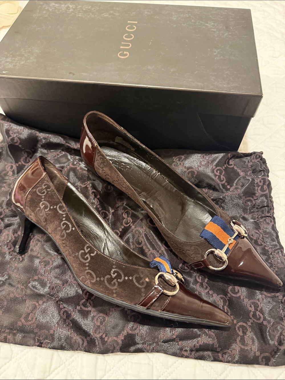 Vintage Gucci brown suede GG monogram kitten heels with horsebit chain
